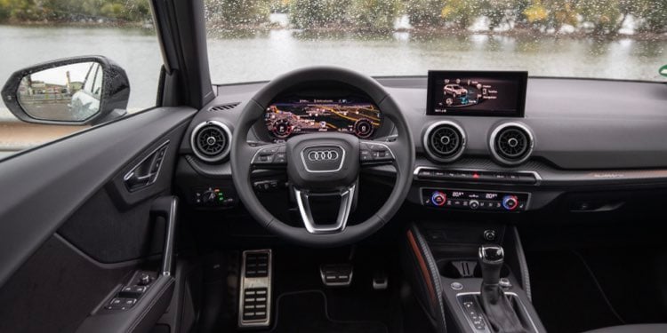 Audi Q2 interni