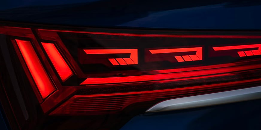 Audi Q5 Sportback fari OLED
