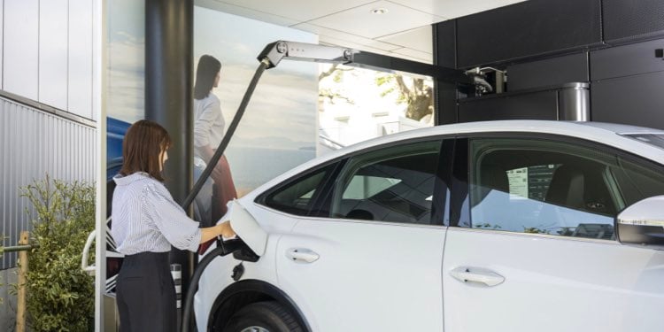Audi charging hub