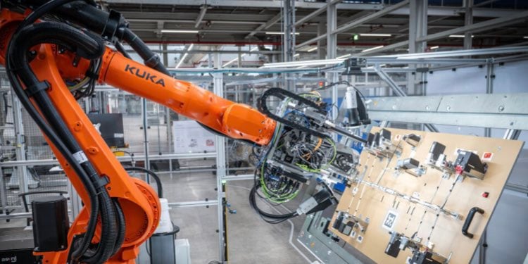 Audi e limpiego dellintelligenza artificiale nella produzione