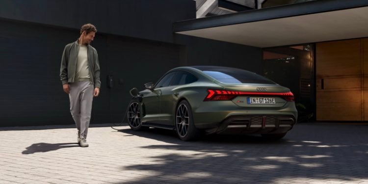 Audi e-tron GT quattro e RS e-tron GT Performance- un confronto