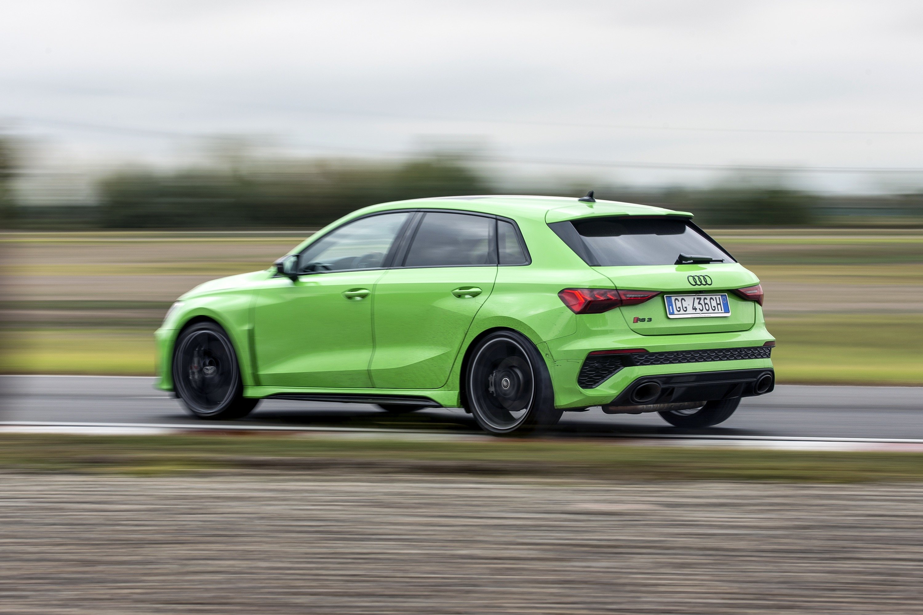 Audi RS3 verde