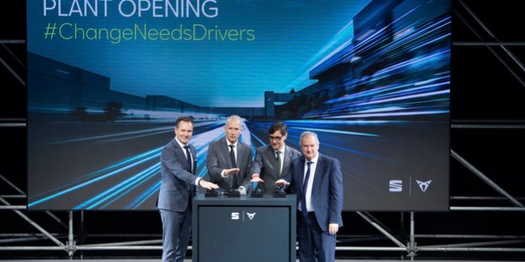 SEAT & CUPRA inaugurano lo stabilimento di assemblaggio dei sistemi di batterie a Martorell .001