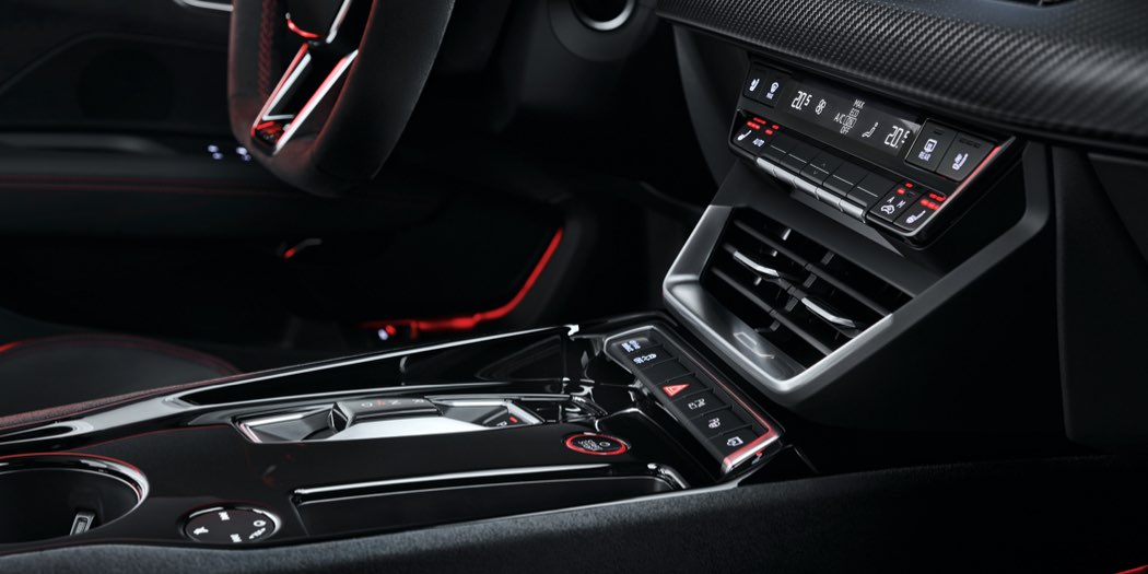 Audi RS e-tron GT dettaglio interni